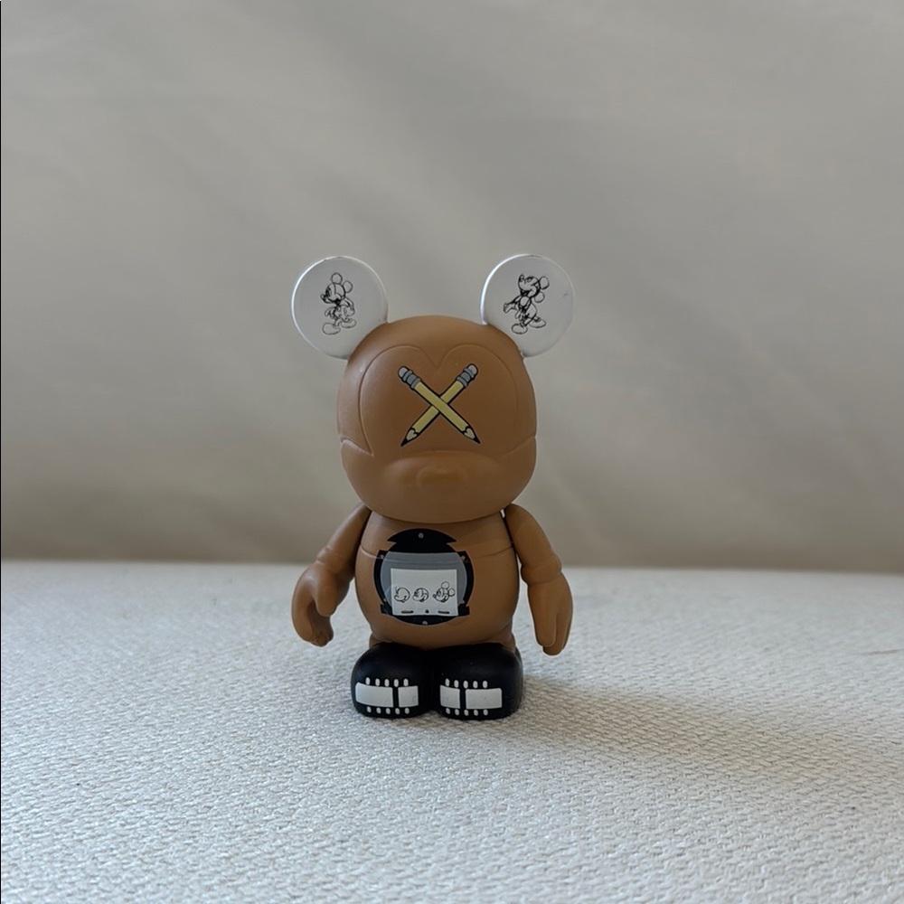 DISNEY VINYLMATION 3" Inch Park Set 3 Pencil Artist Drawing Sketch